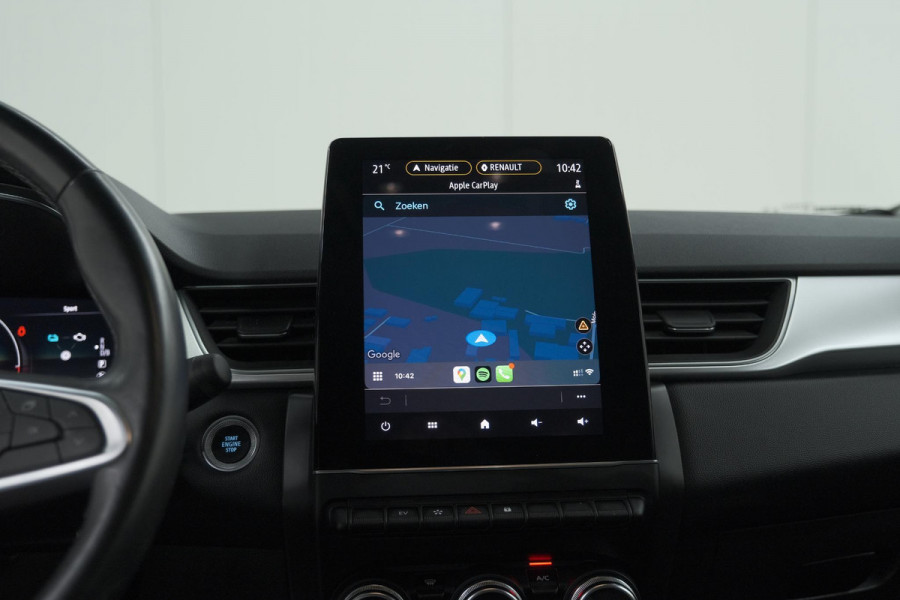 Renault Captur 1.6 E-Tech Plug-in Hybrid 160 Intens | Trekhaak | Camera | Adaptieve Cruise Control | Dodehoekdetectie