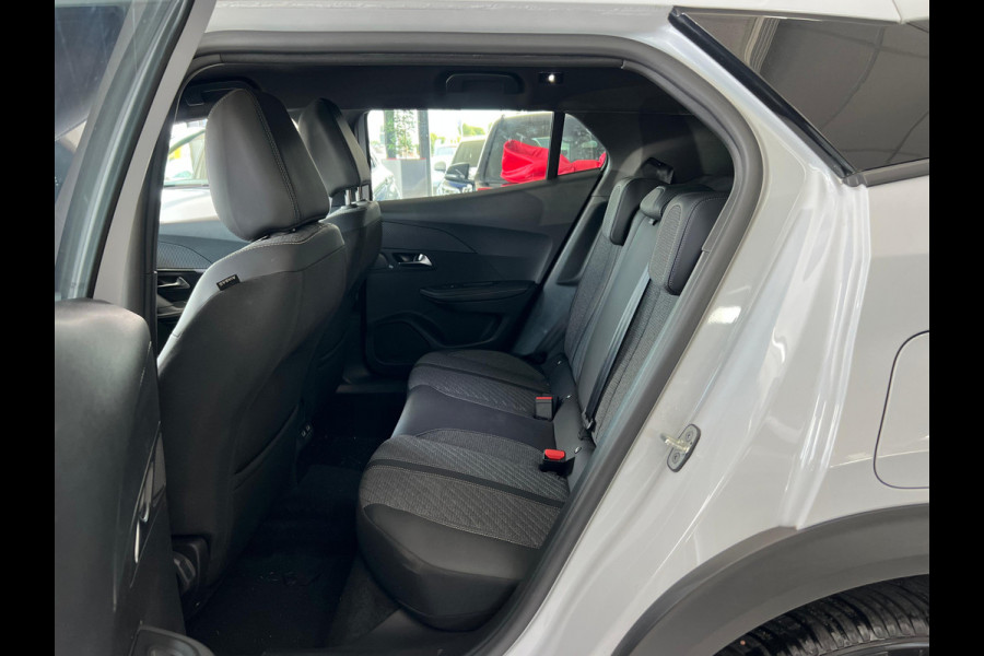 Peugeot 2008 1.2 PureTech 130 Allure NAVI | 1/2 LEDER | CAMERA | CARPLAY |