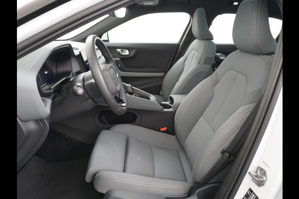 Polestar 2 Long Range 78 kWh Pano-Dak 20" Sleutelloos(Telefoon-sleutel) Adaptive-Cruise Carplay Android 360-Camera Elektr.stoelen+Geheugen  Phone-Connect.Stoel-Verwarmd 1500kg-trekvermogen OnePedal drive Licht+Zichtpakket 55.000 nieuw!! EBD RemAssist Virtual-Cockpit digiDash Uitparkeer waarschuwing Botswaarsc.syst. Autonoom-Rem Noodrem ESP TCS Hill-Assist Lane Assist Pre-Crash-Syst. Emergency-Call Keyless Ecc tot 150kw snell
