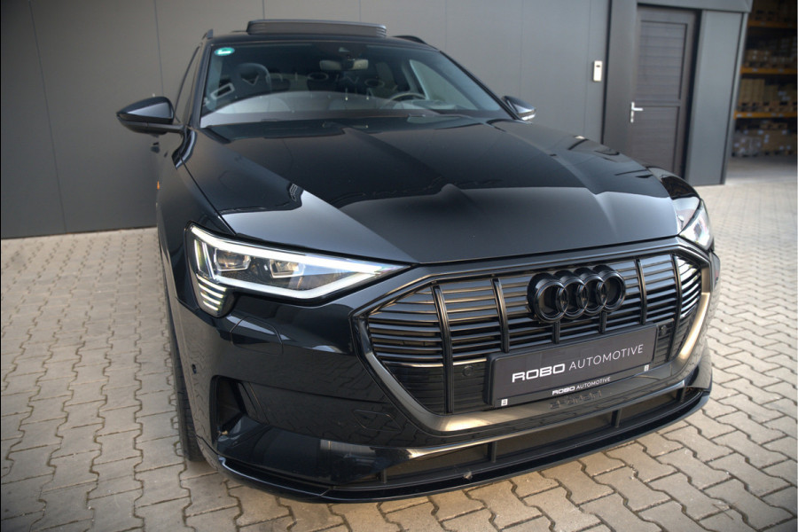 Audi e-tron 50 quattro S edition 71 kWh | S Line | Black Edition | Bang & Olufsen | Panoramadak | Head-Up Display | Trekhaak | Memory Seats | Ambiance Verlichting | Camera | Luchtvering | Adaptive Cruise Control | Keyless | Matrix