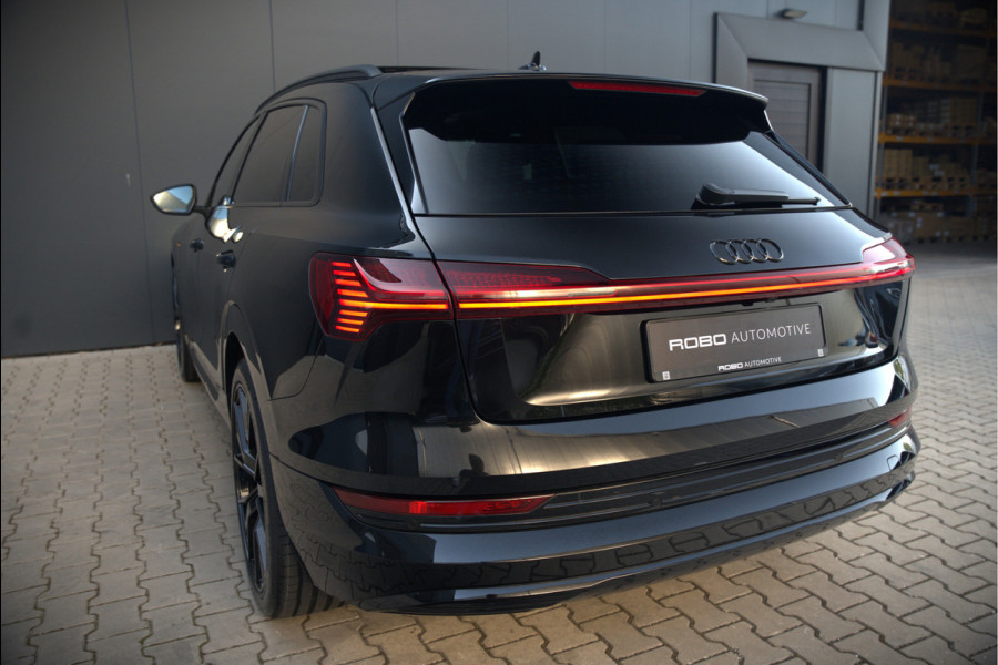 Audi e-tron 50 quattro S edition 71 kWh | S Line | Black Edition | Bang & Olufsen | Panoramadak | Head-Up Display | Trekhaak | Memory Seats | Ambiance Verlichting | Camera | Luchtvering | Adaptive Cruise Control | Keyless | Matrix
