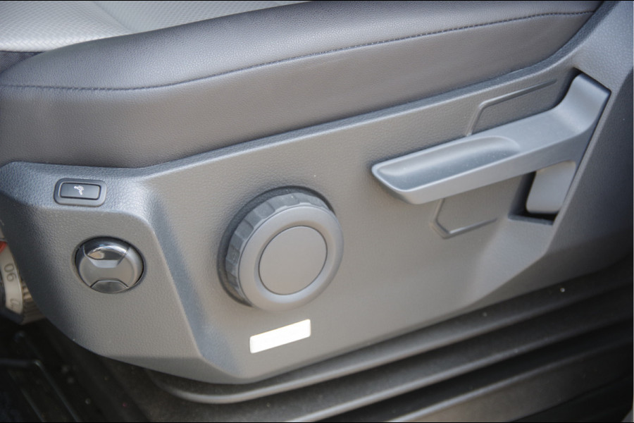 Volkswagen Crafter 35 2.0 TDI L3H3 EXCLUSIVE, 140PK AUT. 2X SCHUIFDEUR, LED, LEDER, ADAPT. CRUISE, CAMERA, AIRCO, PARKEERSENSOREN, NL AUTO, NAP