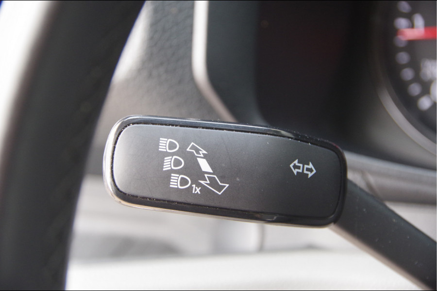 Volkswagen Crafter 35 2.0 TDI L3H3 EXCLUSIVE, 140PK AUT. 2X SCHUIFDEUR, LED, LEDER, ADAPT. CRUISE, CAMERA, AIRCO, PARKEERSENSOREN, NL AUTO, NAP
