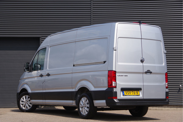 Volkswagen Crafter 35 2.0 TDI L3H3 EXCLUSIVE, 140PK AUT. 2X SCHUIFDEUR, LED, LEDER, ADAPT. CRUISE, CAMERA, AIRCO, PARKEERSENSOREN, NL AUTO, NAP