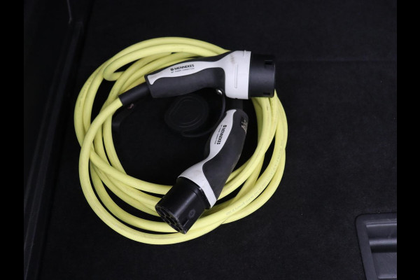 Volkswagen Passat 1.4 TSI PHEV GTE | Panoramadak | Stoelverwarming | Camera | Virtual Cockpit | Leder/Alcantara | Carplay | Matrix LED | Massage | Navigatie | Dodehoek detectie