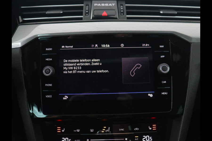 Volkswagen Passat 1.4 TSI PHEV GTE | Panoramadak | Stoelverwarming | Camera | Virtual Cockpit | Leder/Alcantara | Carplay | Matrix LED | Massage | Navigatie | Dodehoek detectie