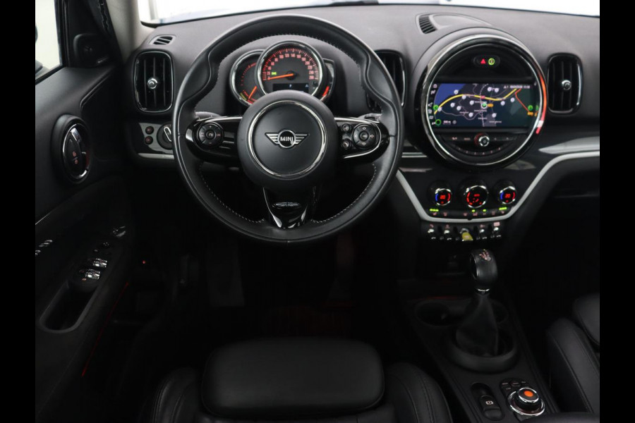 MINI Countryman 2.0 Cooper S E ALL4 Chili | Panoramadak | Leder | Stoelverwarming | Harman/Kardon | Carplay | Full LED | Navigatie | Climate control | Parkeerhulp | PHEV