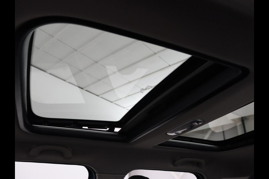 MINI Countryman 2.0 Cooper S E ALL4 Chili | Panoramadak | Leder | Stoelverwarming | Harman/Kardon | Carplay | Full LED | Navigatie | Climate control | Parkeerhulp | PHEV