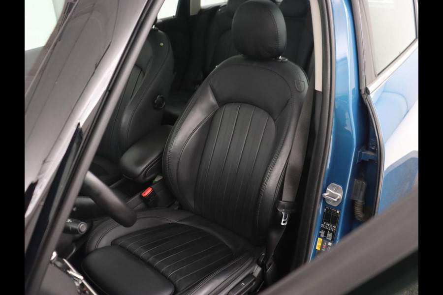 MINI Countryman 2.0 Cooper S E ALL4 Chili | Panoramadak | Leder | Stoelverwarming | Harman/Kardon | Carplay | Full LED | Navigatie | Climate control | Parkeerhulp | PHEV