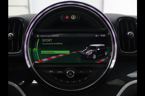 MINI Countryman 2.0 Cooper S E ALL4 Chili | Panoramadak | Leder | Stoelverwarming | Harman/Kardon | Carplay | Full LED | Navigatie | Climate control | Parkeerhulp | PHEV