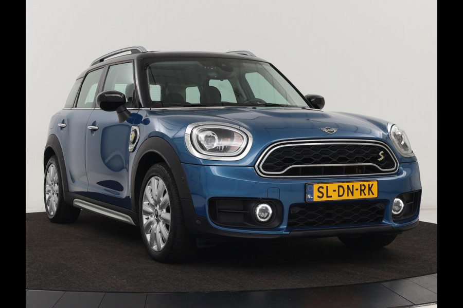 MINI Countryman 2.0 Cooper S E ALL4 Chili | Panoramadak | Leder | Stoelverwarming | Harman/Kardon | Carplay | Full LED | Navigatie | Climate control | Parkeerhulp | PHEV