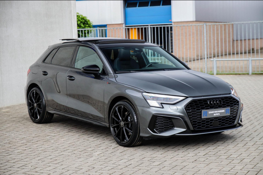 Audi A3 Sportback 40 TFSI e PHEV S Edition S-line 204pk S-Tronic! Panoramadak|Virtual Cockpit|Kuipstoelen elektrisch|Matrix|Black