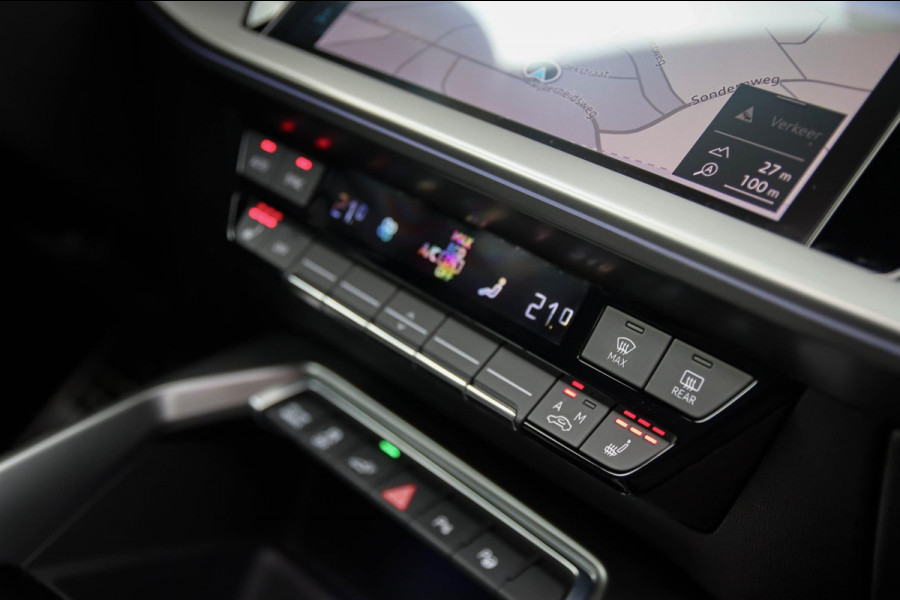 Audi A3 Sportback 40 TFSI e PHEV S Edition S-line 204pk S-Tronic! Panoramadak|Virtual Cockpit|Kuipstoelen elektrisch|Matrix|Black
