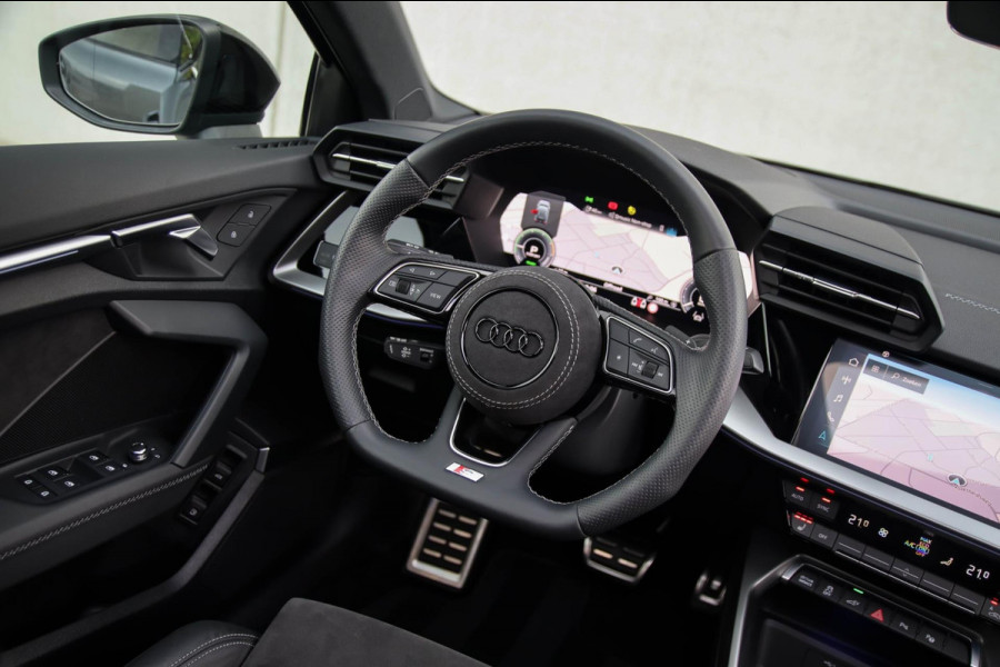 Audi A3 Sportback 40 TFSI e PHEV S Edition S-line 204pk S-Tronic! Panoramadak|Virtual Cockpit|Kuipstoelen elektrisch|Matrix|Black