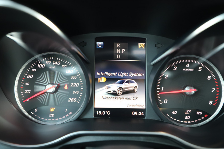 Mercedes-Benz GLC 300 AMG 4-Matic | 258PK | Pano | Keyles-go | Head-up | Burmester | Sfeerverlichting | Memory | Distronic+ | ILS | Standkachel |