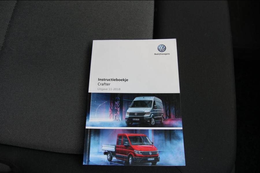 Volkswagen Crafter 35 2.0 TDI L3H2 / App connect / Gev. Stoel / Cruise / dealer onderhouden