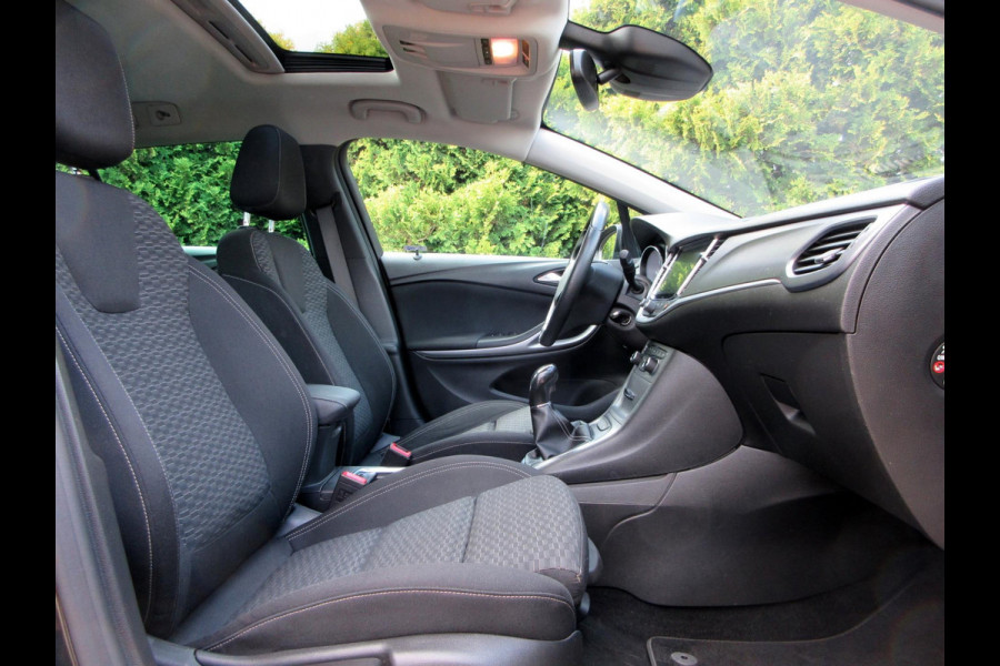 Opel Astra Sports Tourer 1.4 Online Edition *Navi*Trekhaak*
