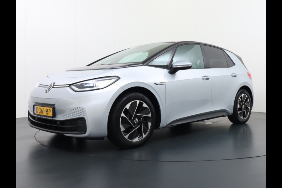 Volkswagen ID.3 58kWh 204PK 93% SOH Navi Adapt.Cruise Control Pdc Apple Carplay Android Navi Ecc Matrix-Led Stoel-Stuurverwarming Business DAB Keyless Lmv Bluetooth Regensensor Rijstrooksensor Verkeersbord detectie Mirrorlink 1e Eigenaar Grootste accu Garantie t/m 22-12-2028