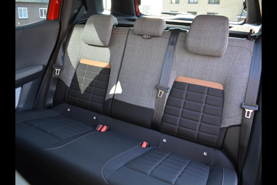 Citroën C3 Aircross 1.2 Turbo 100pk Plus | Apple Carplay / Android Auto | Camera achter | Climate controle |