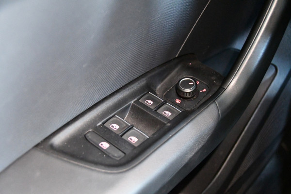 Audi A1 SPORTBACK 30 TFSI Advanced S-edition