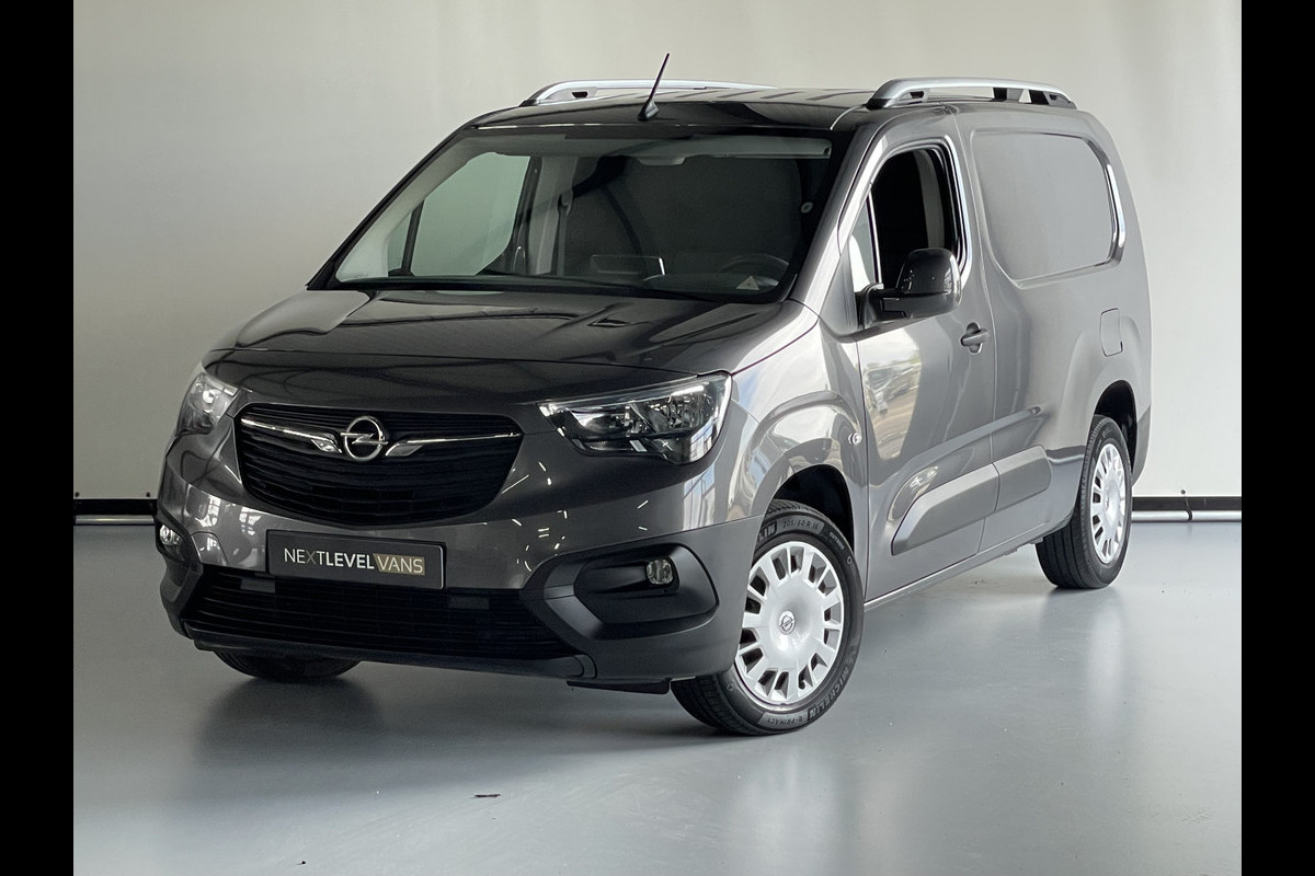 Opel Combo 1.5D L2H1 Edition 130 PK Navi / Camera / Trekhaak Opel Combo 1.5D L2H1 Edition 130 PK Navi / Camera / Trekhaak