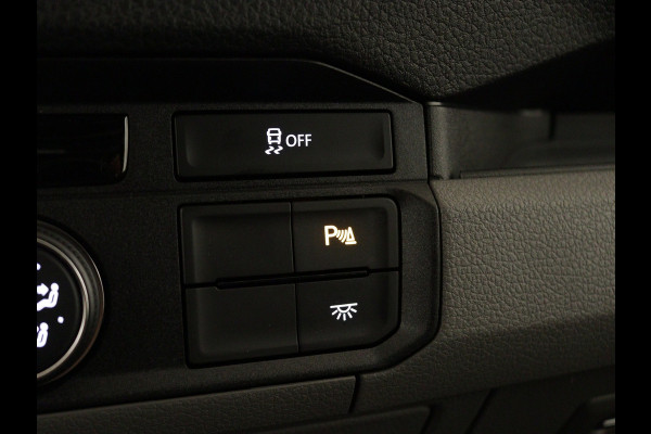 Volkswagen Crafter 2.0 TDI 103kW 140PK GVW 3.5T L3H3 WB 3640mm Highline AUT BPM vrij! Operational Lease vanaf € 990,-