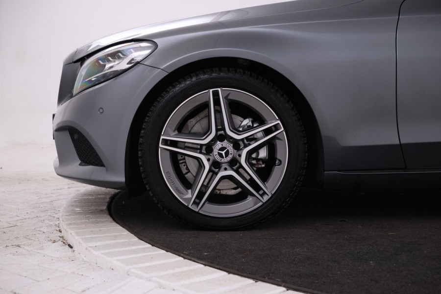 Mercedes-Benz C-Klasse 220 d Premium Plus Pack Navigatie, AMG Velgen, Climate control