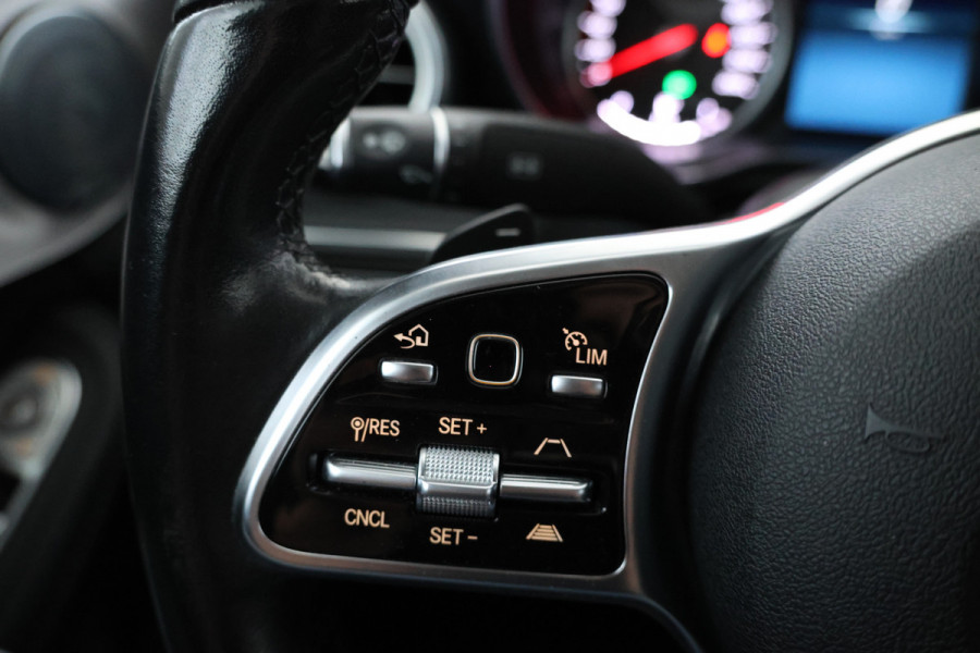 Mercedes-Benz C-Klasse 220 d Premium Plus Pack Navigatie, AMG Velgen, Climate control