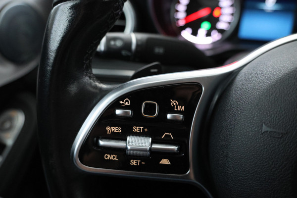 Mercedes-Benz C-Klasse 220 d Premium Plus Pack Navigatie, AMG Velgen, Climate control