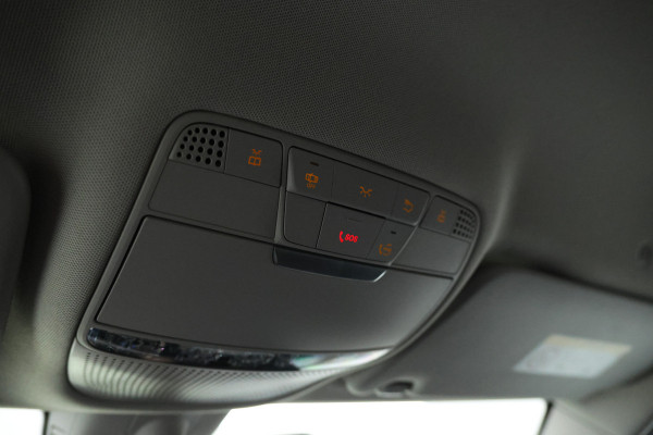 Mercedes-Benz C-Klasse 220 d Premium Plus Pack Navigatie, AMG Velgen, Climate control