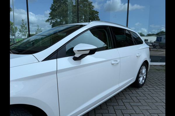 Seat León ST 1.0 EcoTSI Style Business Intense - Automaat - Navi - Parkeerhulp - Org.NL
