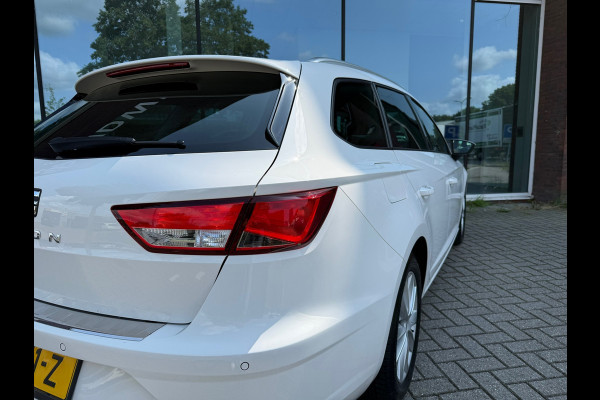 Seat León ST 1.0 EcoTSI Style Business Intense - Automaat - Navi - Parkeerhulp - Org.NL