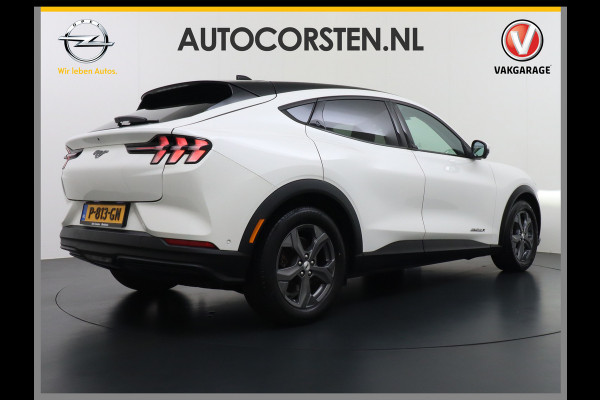 Ford Mustang Mach-E Extended RWD 98kWh 301pk Leer Trekhaak Pano-Dak Adaptive Cruise Lane Centring/change Assist Stop&Go Apple Carplay Android Elektr.verst.Stoelen+Verwarmd Dual-ECC Fully Active Park Assist Elektr.Achterklep BLISS Driver Alert Warning Keyless Origineel Nederlandse Auto € 63.000- nieuw, Batterijgarantie 8 jaar of 160.000km vanaf nieuw
