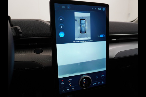 Ford Mustang Mach-E Extended RWD 98kWh 301pk Leer Trekhaak Pano-Dak Adaptive Cruise Lane Centring/change Assist Stop&Go Apple Carplay Android Elektr.verst.Stoelen+Verwarmd Dual-ECC Fully Active Park Assist Elektr.Achterklep BLISS Driver Alert Warning Keyless Origineel Nederlandse Auto € 63.000- nieuw, Batterijgarantie 8 jaar of 160.000km vanaf nieuw