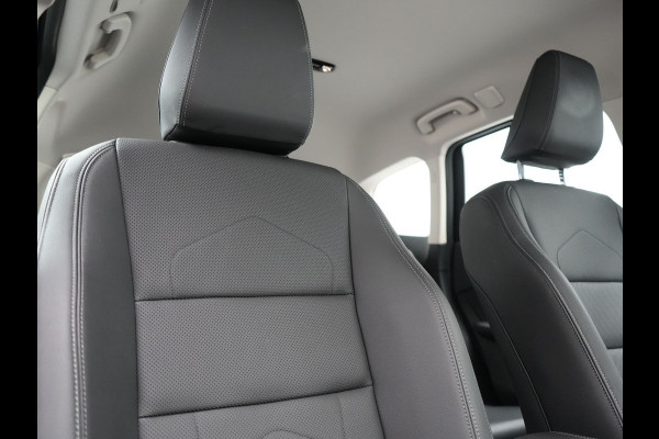 BMW X1 xDrive25e xLine Plug In Hybrid 221pk Dealer O.H PHEV | Trekhaak Af Fabriek | Head Up | 360 Camera | Adaptive Cruise | Harman Kardon | Lederen Sportstoelen Memory & Verwarmd | Navigatie | Apple Carplay | Virtual | Verwamd Stuur | DAB |
