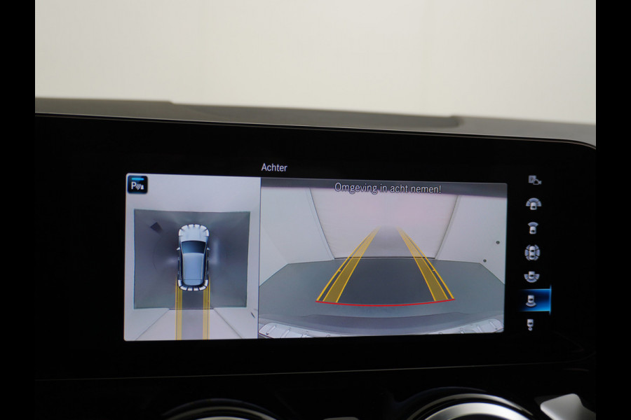 Mercedes-Benz EQA 250+AUT 71kWh Pano-Dak 360°Camera Warmtepomp Elektr-Stoelen+Geheugen+Verwarmd Trekhaak Navi Mercedes & Me Apps Apple Carplay And 18" Dodehoek-assistent MBUX-infotainmentsysteem+ spraakbediening Dual-Ecc  Advance Multi-Media WiFi-vb.Licht+RegenSensor Int.Noodoproep Progressive SpoorAssist BordHerkenning Voetganger-Besch Zitcomfortpakket Alu-Dakrails Aut.Gr/Licht Actieve Rem+spoorassistent Garantie Accu tot 15-9-2031/160.000km Origineel Nederlandse Auto Nieuwprijs €56.870,-