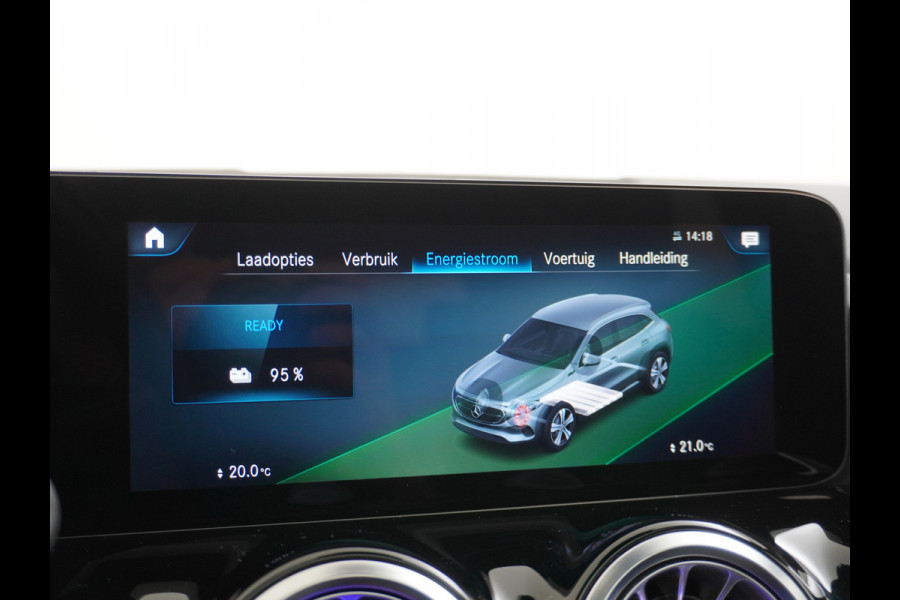 Mercedes-Benz EQA 250+AUT 71kWh Pano-Dak 360°Camera Warmtepomp Elektr-Stoelen+Geheugen+Verwarmd Trekhaak Navi Mercedes & Me Apps Apple Carplay And 18" Dodehoek-assistent MBUX-infotainmentsysteem+ spraakbediening Dual-Ecc  Advance Multi-Media WiFi-vb.Licht+RegenSensor Int.Noodoproep Progressive SpoorAssist BordHerkenning Voetganger-Besch Zitcomfortpakket Alu-Dakrails Aut.Gr/Licht Actieve Rem+spoorassistent Garantie Accu tot 15-9-2031/160.000km Origineel Nederlandse Auto Nieuwprijs €56.870,-