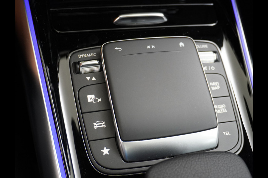 Mercedes-Benz EQA 250+AUT 71kWh Pano-Dak 360°Camera Warmtepomp Elektr-Stoelen+Geheugen+Verwarmd Trekhaak Navi Mercedes & Me Apps Apple Carplay And 18" Dodehoek-assistent MBUX-infotainmentsysteem+ spraakbediening Dual-Ecc  Advance Multi-Media WiFi-vb.Licht+RegenSensor Int.Noodoproep Progressive SpoorAssist BordHerkenning Voetganger-Besch Zitcomfortpakket Alu-Dakrails Aut.Gr/Licht Actieve Rem+spoorassistent Garantie Accu tot 15-9-2031/160.000km Origineel Nederlandse Auto Nieuwprijs €56.870,-