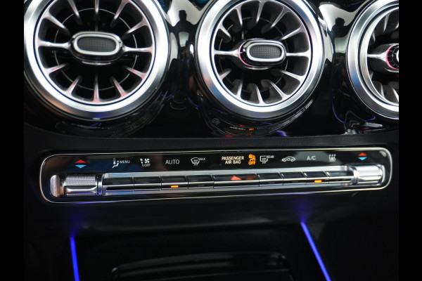 Mercedes-Benz EQA 250+AUT 71kWh Pano-Dak 360°Camera Warmtepomp Elektr-Stoelen+Geheugen+Verwarmd Trekhaak Navi Mercedes & Me Apps Apple Carplay And 18" Dodehoek-assistent MBUX-infotainmentsysteem+ spraakbediening Dual-Ecc  Advance Multi-Media WiFi-vb.Licht+RegenSensor Int.Noodoproep Progressive SpoorAssist BordHerkenning Voetganger-Besch Zitcomfortpakket Alu-Dakrails Aut.Gr/Licht Actieve Rem+spoorassistent Garantie Accu tot 15-9-2031/160.000km Origineel Nederlandse Auto Nieuwprijs €56.870,-