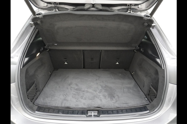 Mercedes-Benz EQA 250+AUT 71kWh Pano-Dak 360°Camera Warmtepomp Elektr-Stoelen+Geheugen+Verwarmd Trekhaak Navi Mercedes & Me Apps Apple Carplay And 18" Dodehoek-assistent MBUX-infotainmentsysteem+ spraakbediening Dual-Ecc  Advance Multi-Media WiFi-vb.Licht+RegenSensor Int.Noodoproep Progressive SpoorAssist BordHerkenning Voetganger-Besch Zitcomfortpakket Alu-Dakrails Aut.Gr/Licht Actieve Rem+spoorassistent Garantie Accu tot 15-9-2031/160.000km Origineel Nederlandse Auto Nieuwprijs €56.870,-