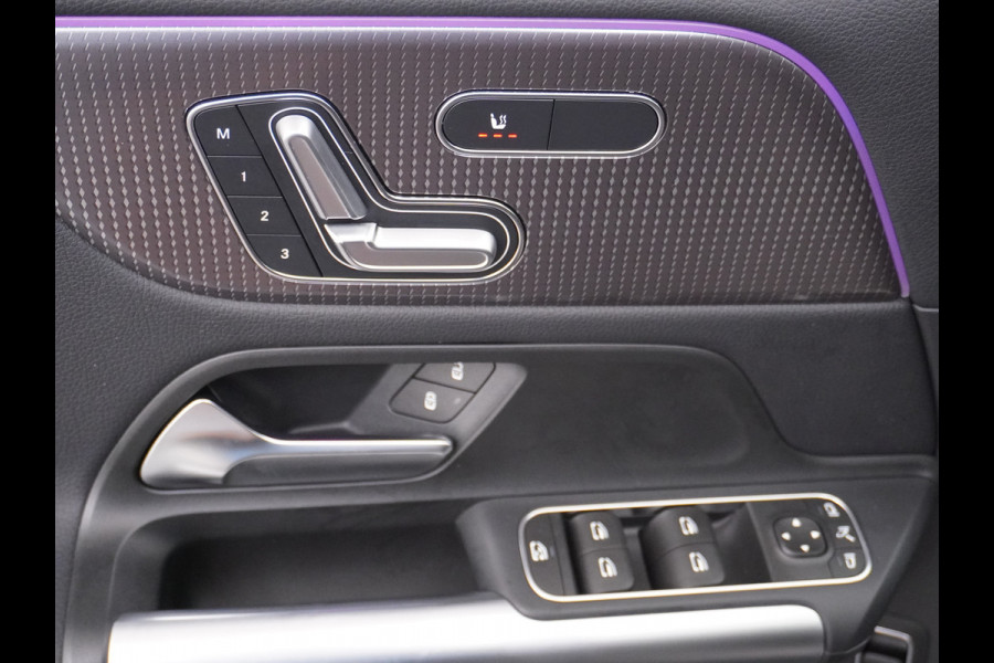 Mercedes-Benz EQA 250+AUT 71kWh Pano-Dak 360°Camera Warmtepomp Elektr-Stoelen+Geheugen+Verwarmd Trekhaak Navi Mercedes & Me Apps Apple Carplay And 18" Dodehoek-assistent MBUX-infotainmentsysteem+ spraakbediening Dual-Ecc  Advance Multi-Media WiFi-vb.Licht+RegenSensor Int.Noodoproep Progressive SpoorAssist BordHerkenning Voetganger-Besch Zitcomfortpakket Alu-Dakrails Aut.Gr/Licht Actieve Rem+spoorassistent Garantie Accu tot 15-9-2031/160.000km Origineel Nederlandse Auto Nieuwprijs €56.870,-