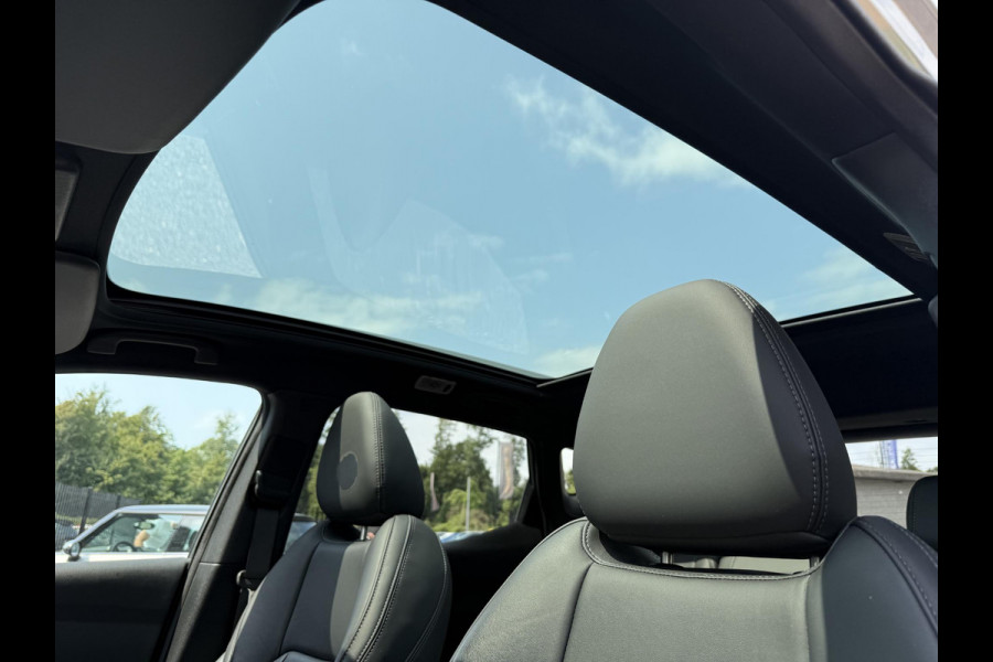 Nissan QASHQAI 1.3 DIG-T Tekna + 1e Eigenaar,Navi,Pano,Clima,Cruise,Camera,Leder,Stoelverwarming,6-Bak,Bose Sound,N.A.P,APK tot 07-2027