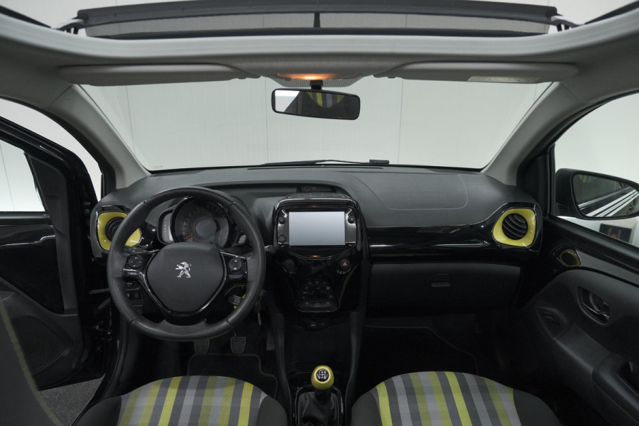 Peugeot 108 1.0 e-VTi Collection TOP! | Elektrisch Vouwdak | Apple Carplay | Climate Control | Stoelverwarming