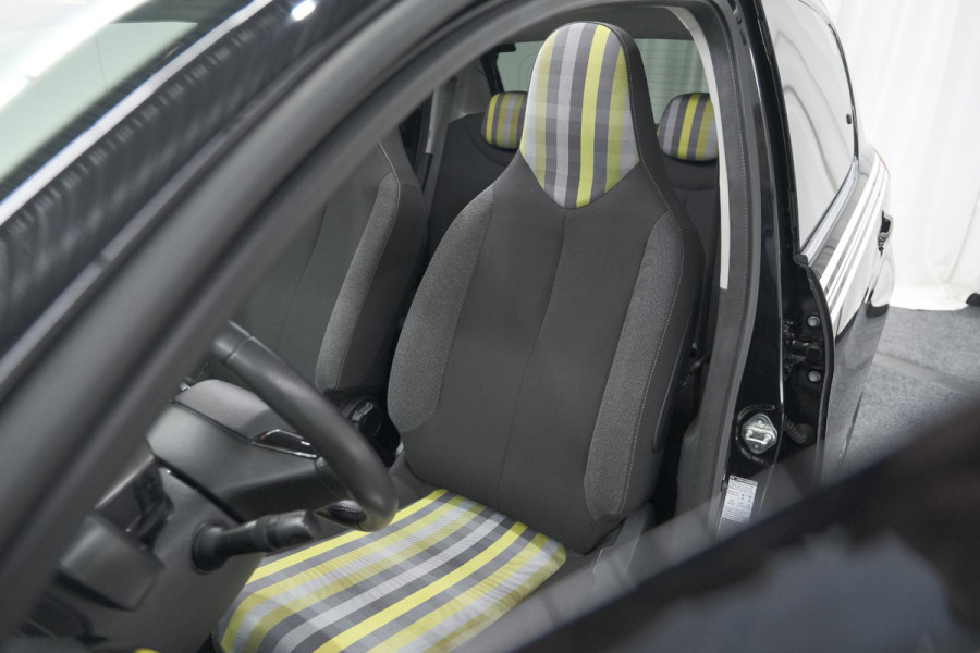 Peugeot 108 1.0 e-VTi Collection TOP! | Elektrisch Vouwdak | Apple Carplay | Climate Control | Stoelverwarming