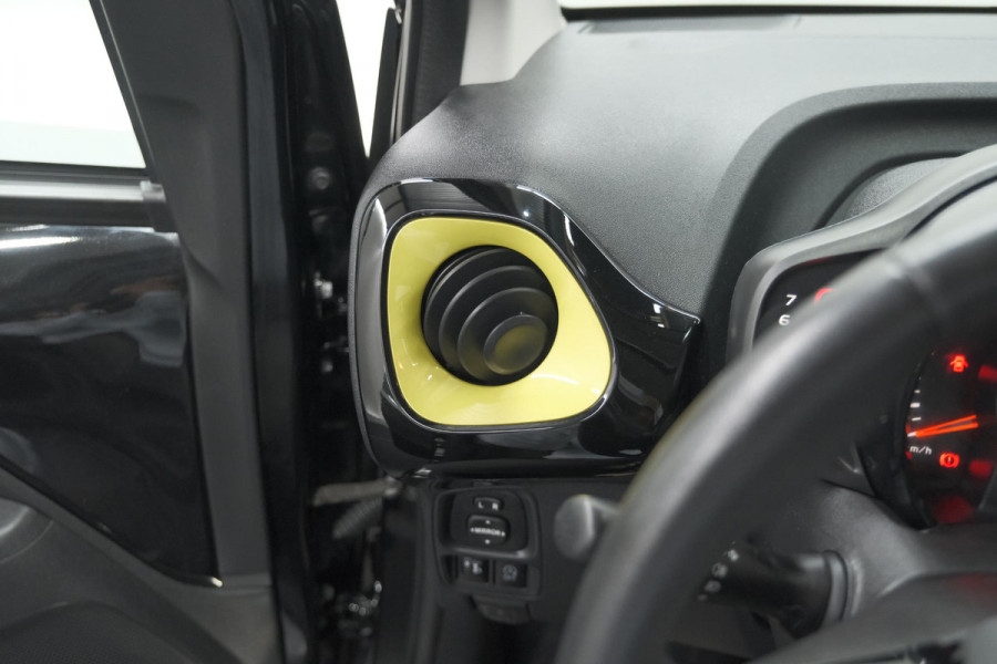 Peugeot 108 1.0 e-VTi Collection TOP! | Elektrisch Vouwdak | Apple Carplay | Climate Control | Stoelverwarming