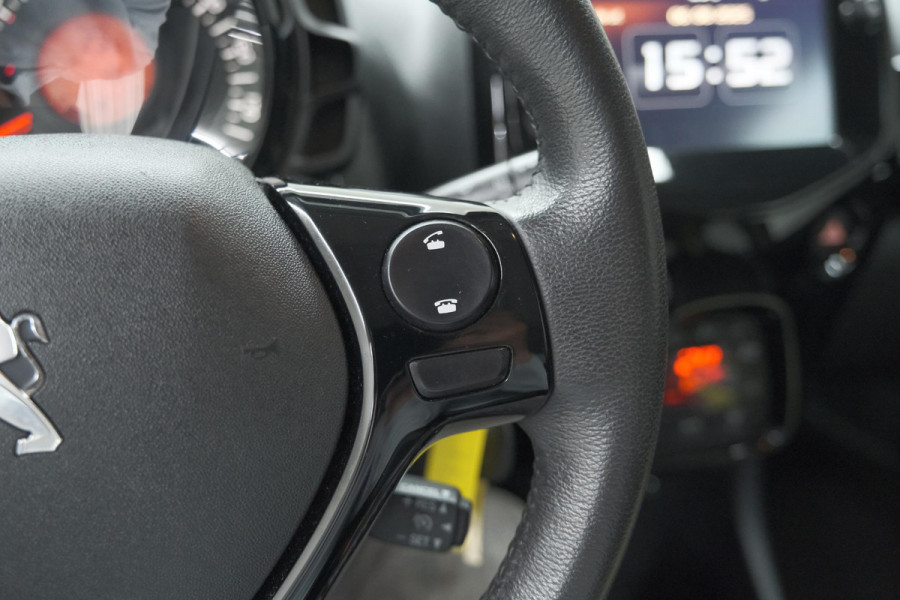 Peugeot 108 1.0 e-VTi Collection TOP! | Elektrisch Vouwdak | Apple Carplay | Climate Control | Stoelverwarming