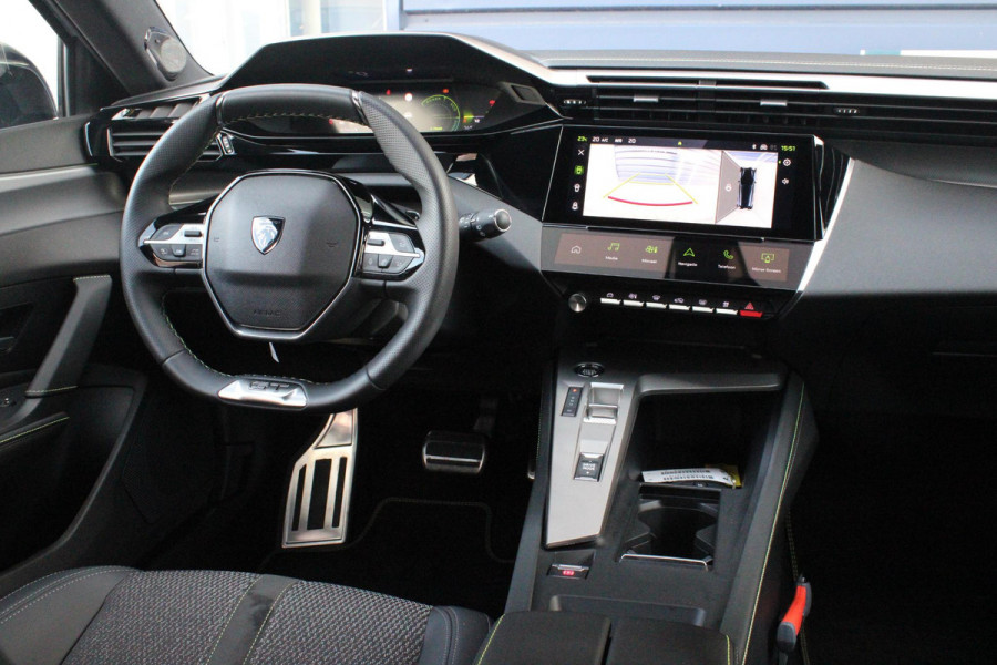 Peugeot 308 SW 1.2 Hybrid 145PK e-DCS6 GT | PANORAMISCH SCHUIF/KANTEL DAK | FOCAL AUDIO SYSTEM | DRAADLOZE APPLE CARPLAY/ANDROID AUTO | DRAADLOZE TELEFOONLADER | 360° CAMERA | ELEKTRISCH BEDIENBARE ACHTERKLEP | FULL LED KOPLAMPEN | NAVIGATIE | LICHTMETALEN VELGEN 18" "BLACK" | DODEHOEK DETECTIE | ADAPTIVE CRUISE CONTROL | KEYLESS ENTRY/START |