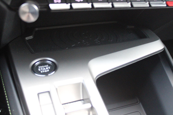 Peugeot 308 SW 1.2 Hybrid 145PK e-DCS6 GT | PANORAMISCH SCHUIF/KANTEL DAK | FOCAL AUDIO SYSTEM | DRAADLOZE APPLE CARPLAY/ANDROID AUTO | DRAADLOZE TELEFOONLADER | 360° CAMERA | ELEKTRISCH BEDIENBARE ACHTERKLEP | FULL LED KOPLAMPEN | NAVIGATIE | LICHTMETALEN VELGEN 18" "BLACK" | DODEHOEK DETECTIE | ADAPTIVE CRUISE CONTROL | KEYLESS ENTRY/START |