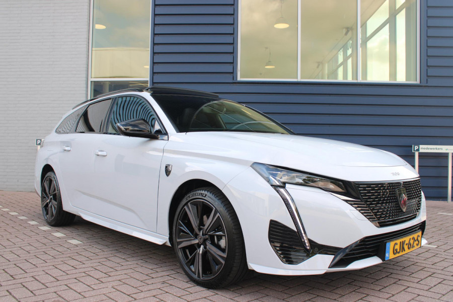 Peugeot 308 SW 1.2 Hybrid 145PK e-DCS6 GT | PANORAMISCH SCHUIF/KANTEL DAK | FOCAL AUDIO SYSTEM | DRAADLOZE APPLE CARPLAY/ANDROID AUTO | DRAADLOZE TELEFOONLADER | 360° CAMERA | ELEKTRISCH BEDIENBARE ACHTERKLEP | FULL LED KOPLAMPEN | NAVIGATIE | LICHTMETALEN VELGEN 18" "BLACK" | DODEHOEK DETECTIE | ADAPTIVE CRUISE CONTROL | KEYLESS ENTRY/START |