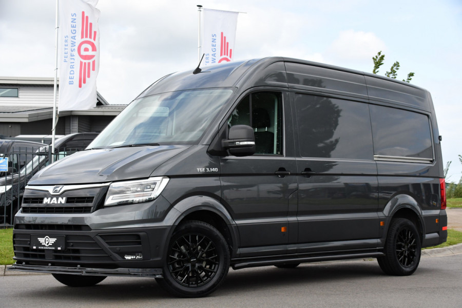 MAN TGE 3.140 35 2.0 L3H3 PB Edition Full Options, Adaptieve Cruise, Carplay, Camera, LED, 2 x Schuifdeur, Clima, Trekhaak, Automaat, Uniek!